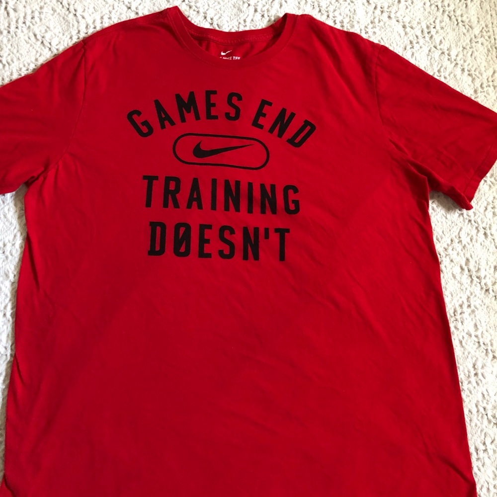 Nike Athletic T Shirt Men’s Size XL